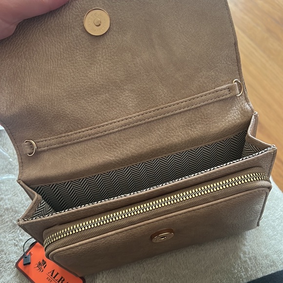 Leopard and tan clutch top handle - Picture 4 of 4